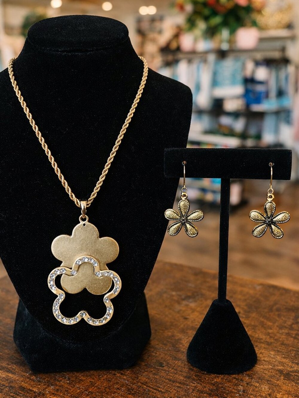 Lucky You 2Pc Clover Sterling Silver Pendant Chain Necklace Atq. Gold